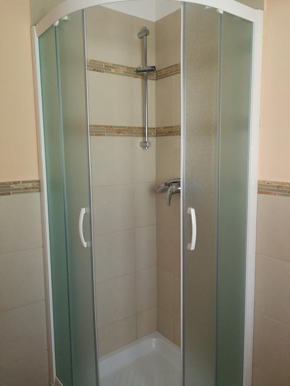 Hisa Kranjc Apartment โคบาริด ภายนอก รูปภาพ