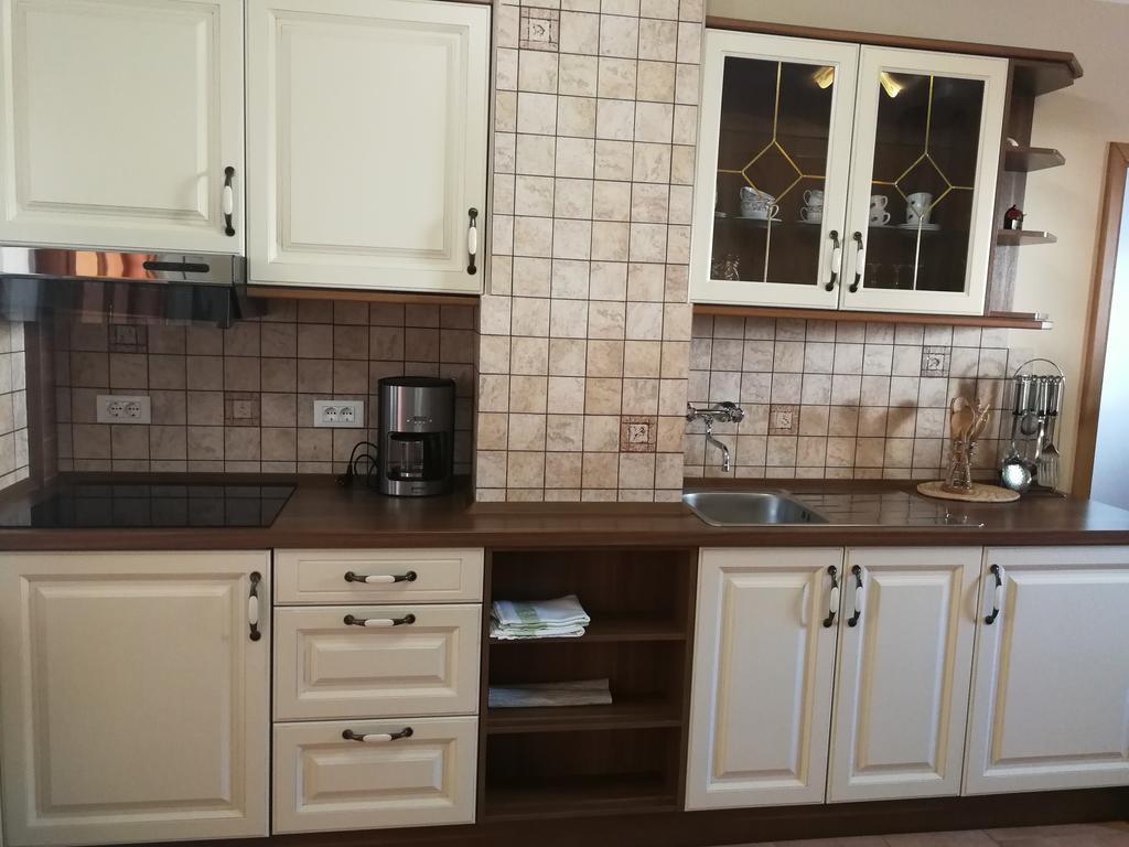 Hisa Kranjc Apartment โคบาริด ภายนอก รูปภาพ
